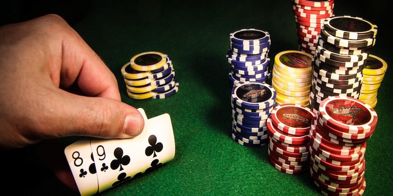 Điểm mặt nhanh 3 lợi cược chính trong Poker là gì